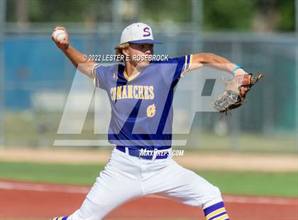 Thumbnail 3 in Kenedy vs. Shiner (UIL 2A Regional Semifinals) photogallery.