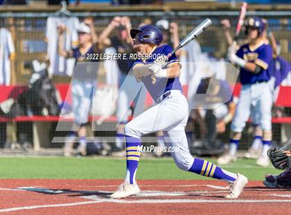 Thumbnail 3 in Kenedy vs. Shiner (UIL 2A Regional Semifinals) photogallery.