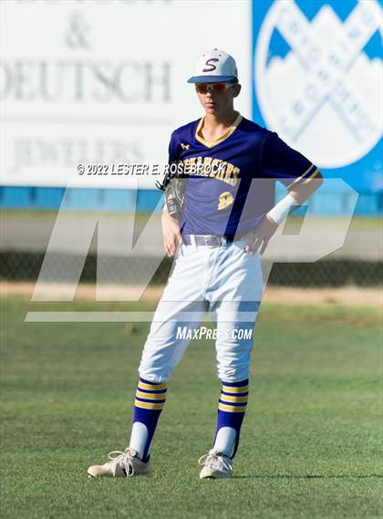 Thumbnail 2 in Kenedy vs. Shiner (UIL 2A Regional Semifinals) photogallery.