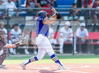 Thumbnail 2 in Kenedy vs. Shiner (UIL 2A Regional Semifinals) photogallery.