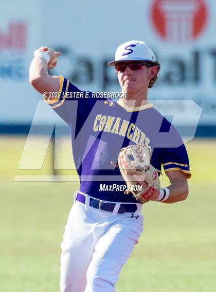 Thumbnail 3 in Kenedy vs. Shiner (UIL 2A Regional Semifinals) photogallery.