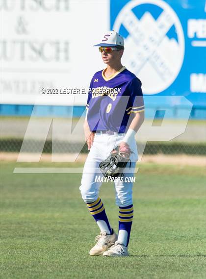 Thumbnail 2 in Kenedy vs. Shiner (UIL 2A Regional Semifinals) photogallery.