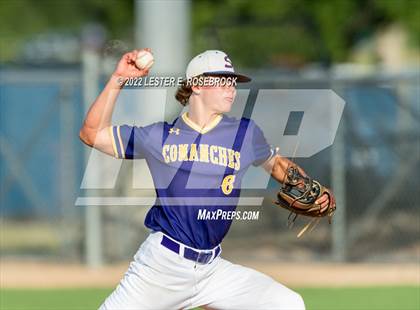 Thumbnail 1 in Kenedy vs. Shiner (UIL 2A Regional Semifinals) photogallery.