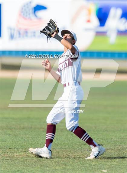Thumbnail 2 in Kenedy vs. Shiner (UIL 2A Regional Semifinals) photogallery.