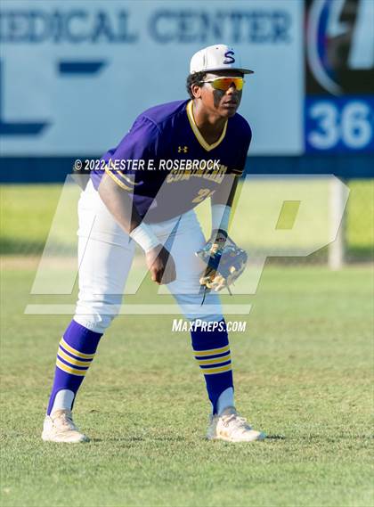 Thumbnail 1 in Kenedy vs. Shiner (UIL 2A Regional Semifinals) photogallery.