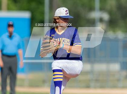 Thumbnail 2 in Kenedy vs. Shiner (UIL 2A Regional Semifinals) photogallery.