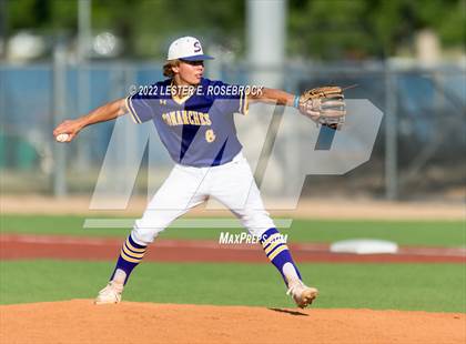 Thumbnail 3 in Kenedy vs. Shiner (UIL 2A Regional Semifinals) photogallery.
