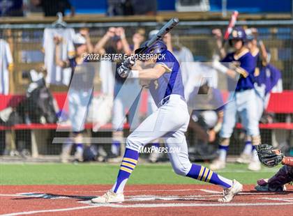 Thumbnail 2 in Kenedy vs. Shiner (UIL 2A Regional Semifinals) photogallery.