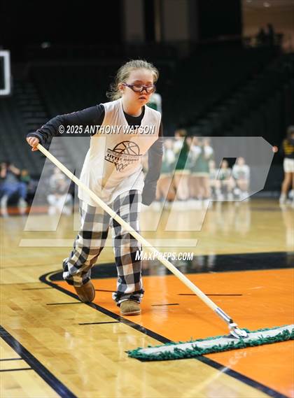 Thumbnail 2 in Bethlehem Catholic @ Emmaus photogallery.