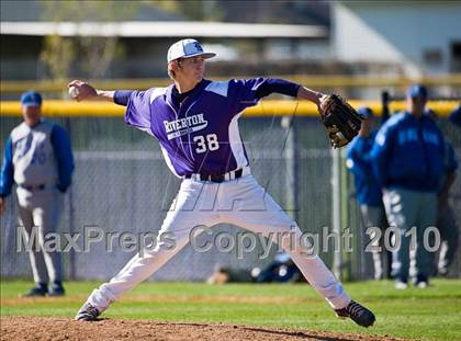 Thumbnail 3 in Bingham @ Riverton photogallery.