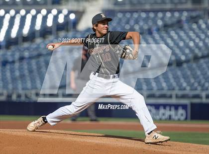 Thumbnail 1 in Bishop's vs. Francis Parker photogallery.