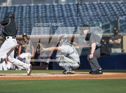 Thumbnail 1 in Bishop's vs. Francis Parker photogallery.