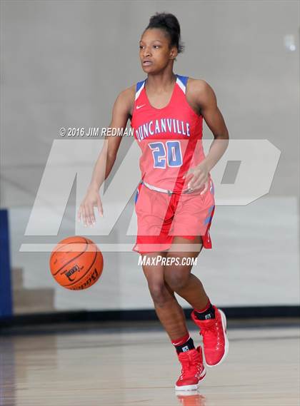 Thumbnail 2 in Duncanville vs. Clear Springs (McDonald's Texas Invitational) photogallery.