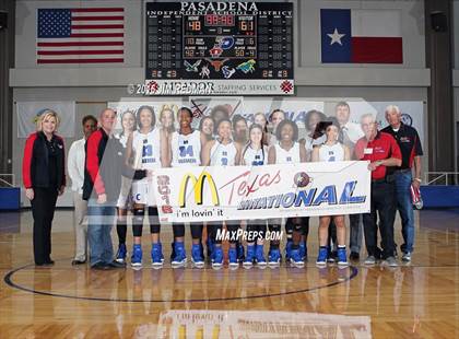 Thumbnail 1 in Duncanville vs. Clear Springs (McDonald's Texas Invitational) photogallery.