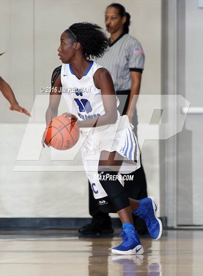 Thumbnail 2 in Duncanville vs. Clear Springs (McDonald's Texas Invitational) photogallery.