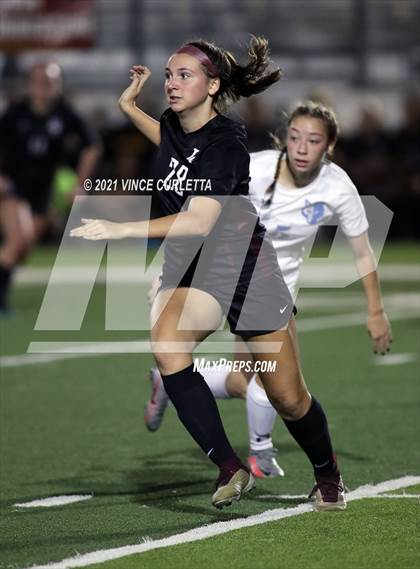 Thumbnail 3 in Lehman @ Dripping Springs photogallery.