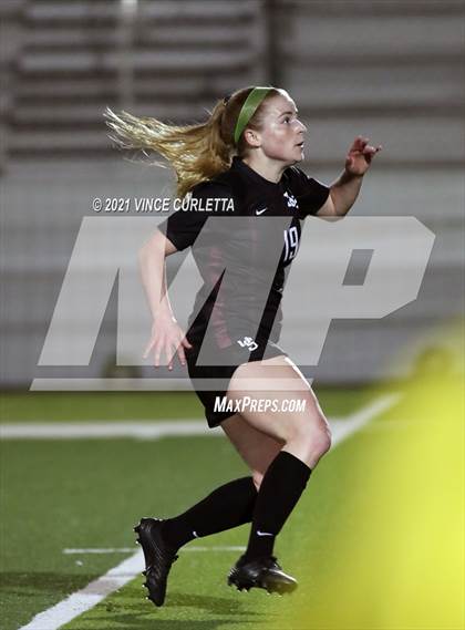 Thumbnail 1 in Lehman @ Dripping Springs photogallery.