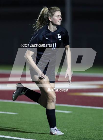 Thumbnail 3 in Lehman @ Dripping Springs photogallery.