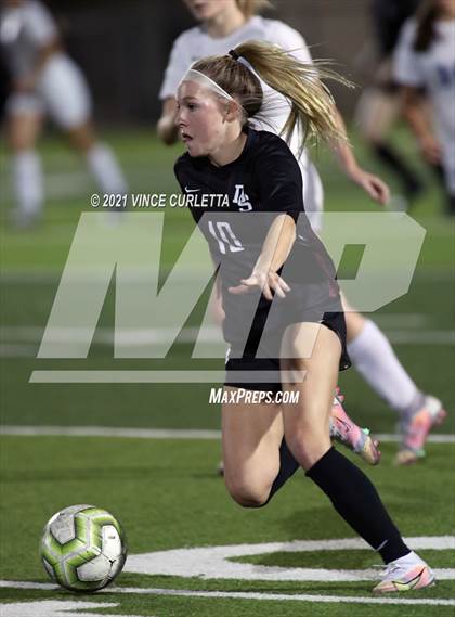 Thumbnail 3 in Lehman @ Dripping Springs photogallery.
