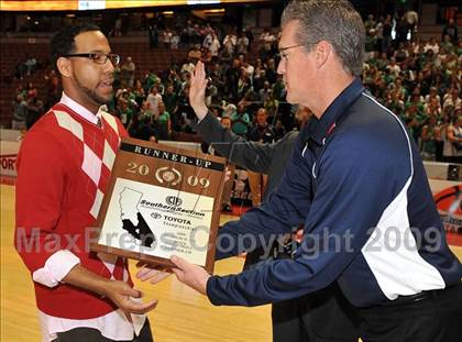 Thumbnail 1 in Leuzinger vs. Thousand Oaks (CIF SS D2AA Final) photogallery.