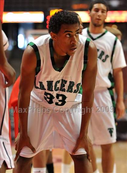 Thumbnail 2 in Leuzinger vs. Thousand Oaks (CIF SS D2AA Final) photogallery.