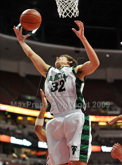 Thumbnail 1 in Leuzinger vs. Thousand Oaks (CIF SS D2AA Final) photogallery.