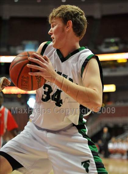 Thumbnail 2 in Leuzinger vs. Thousand Oaks (CIF SS D2AA Final) photogallery.