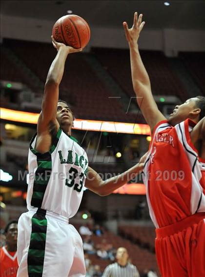 Thumbnail 1 in Leuzinger vs. Thousand Oaks (CIF SS D2AA Final) photogallery.
