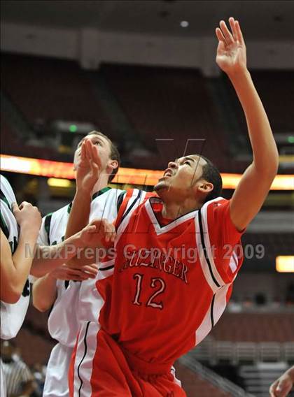 Thumbnail 3 in Leuzinger vs. Thousand Oaks (CIF SS D2AA Final) photogallery.