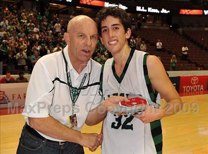 Thumbnail 3 in Leuzinger vs. Thousand Oaks (CIF SS D2AA Final) photogallery.