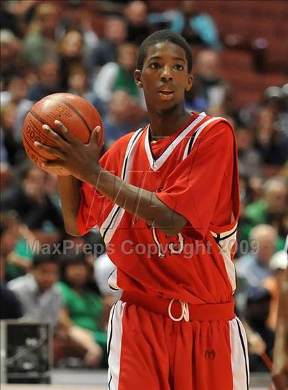 Thumbnail 2 in Leuzinger vs. Thousand Oaks (CIF SS D2AA Final) photogallery.