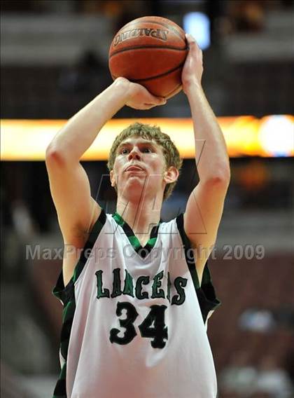 Thumbnail 1 in Leuzinger vs. Thousand Oaks (CIF SS D2AA Final) photogallery.