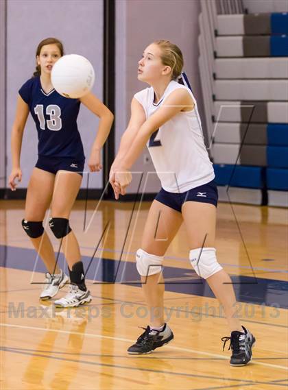 Thumbnail 1 in Yorktown vs Washington-Lee Freshman (Jr. Volleyball Brawl II Final) photogallery.