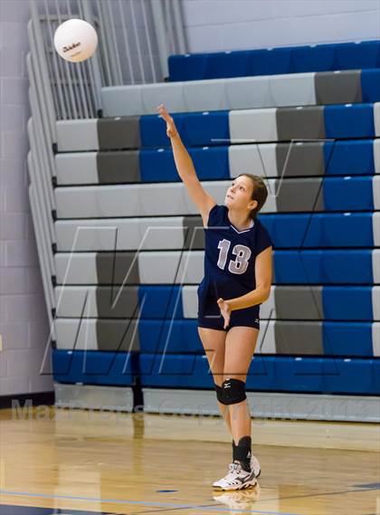 Thumbnail 1 in Yorktown vs Washington-Lee Freshman (Jr. Volleyball Brawl II Final) photogallery.