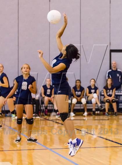 Thumbnail 3 in Yorktown vs Washington-Lee Freshman (Jr. Volleyball Brawl II Final) photogallery.