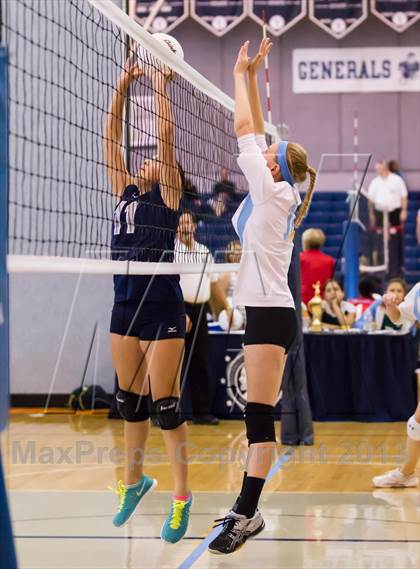 Thumbnail 3 in Yorktown vs Washington-Lee Freshman (Jr. Volleyball Brawl II Final) photogallery.