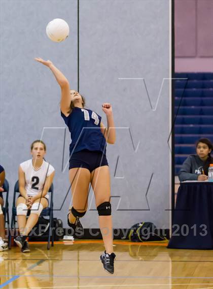 Thumbnail 1 in Yorktown vs Washington-Lee Freshman (Jr. Volleyball Brawl II Final) photogallery.