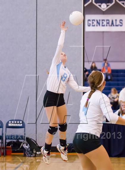 Thumbnail 1 in Yorktown vs Washington-Lee Freshman (Jr. Volleyball Brawl II Final) photogallery.