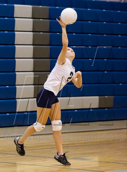 Thumbnail 3 in Yorktown vs Washington-Lee Freshman (Jr. Volleyball Brawl II Final) photogallery.