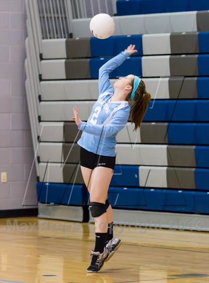 Thumbnail 1 in Yorktown vs Washington-Lee Freshman (Jr. Volleyball Brawl II Final) photogallery.