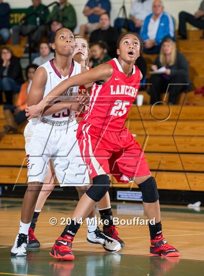 Thumbnail 3 in Oaks Christian vs Orange Lutheran (Santa Barbara Tournament of Champions) photogallery.