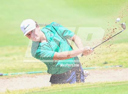 Thumbnail 3 in AIA Division III State Championship photogallery.