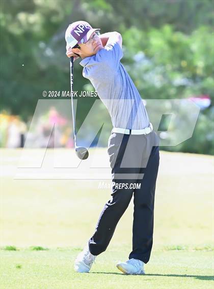 Thumbnail 2 in AIA Division III State Championship photogallery.