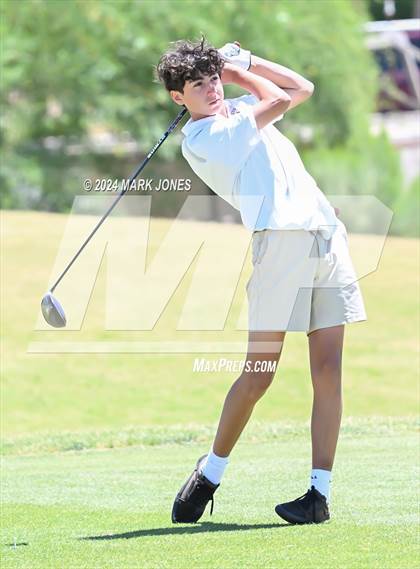 Thumbnail 2 in AIA Division III State Championship photogallery.