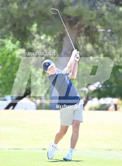 Thumbnail 3 in AIA Division III State Championship photogallery.