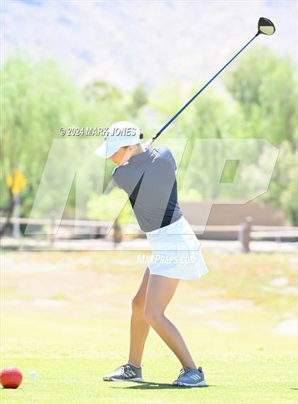 Thumbnail 3 in AIA Division III State Championship photogallery.