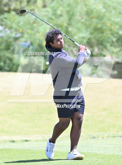 Thumbnail 3 in AIA Division III State Championship photogallery.