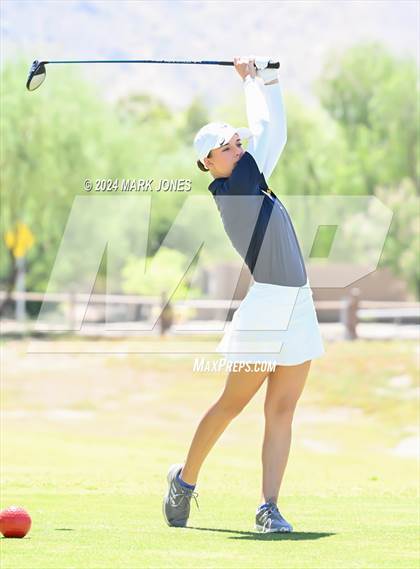 Thumbnail 2 in AIA Division III State Championship photogallery.
