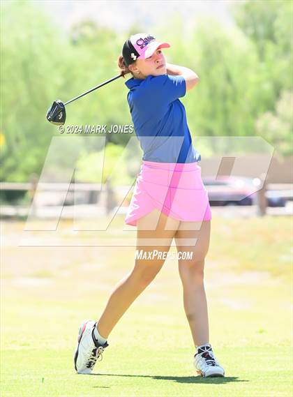 Thumbnail 3 in AIA Division III State Championship photogallery.