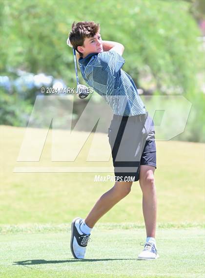 Thumbnail 2 in AIA Division III State Championship photogallery.